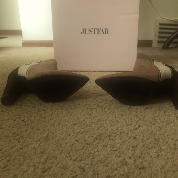 JUSTFAB Black/Neutral Booties Size 9.5 - Picture 4 of 5